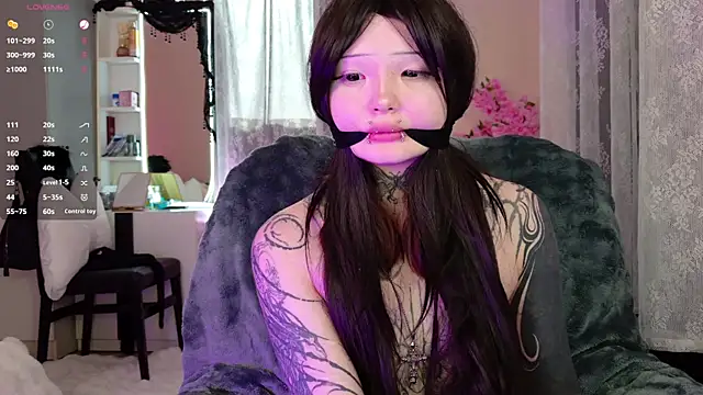 Chat +18 de Lein_Bone ao vivo