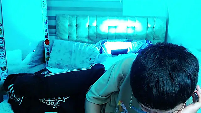 دردشة _justinmoon2 الجن سية المباشرة