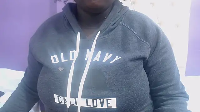 DARKGIANTMELANIN Adlı Modelin Canlı XXX Sohbeti