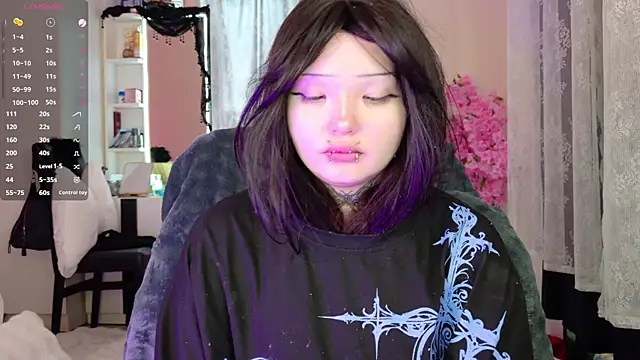 Lein_Bone Adlı Modelin Canlı XXX Sohbeti