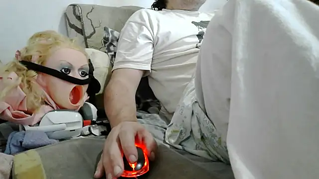 messi_syssy Show in webcam