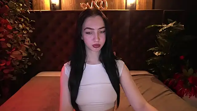 WildKittenX_ live XXX chat