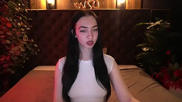 WildKittenX_ élő XXX-chatje