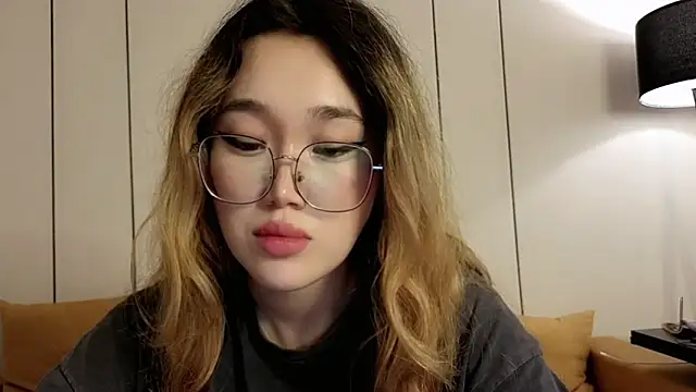 Jennatyan élő XXX-chatje