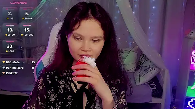 EmilyChaves – Naživo XXX chat