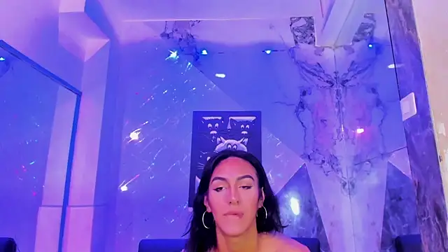 Pokazy przed kamerką – Isabella_stanford2