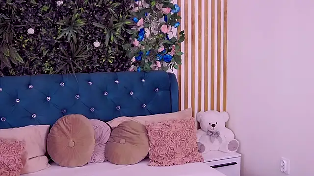 CherryMuse_'s Live XXX Chat