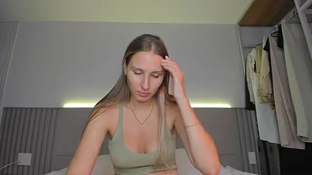 XXX chat uživo modela SofiClimbing