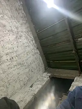 CrashingNagano Pertunjukan Webcam