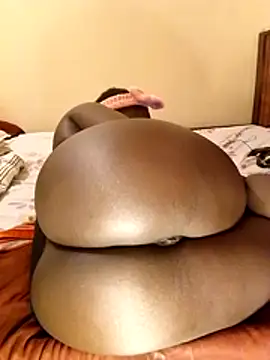 Misskhalifa_: онлайн-секс-чат