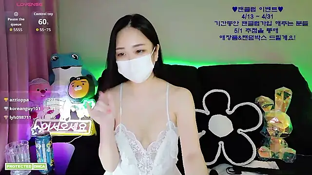 Chatroom XXX en direct de Ravish_Roa