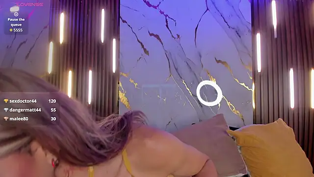 NoahVidall webkamerás műsora