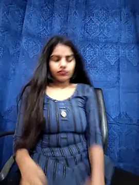 Alisha_Babyy Live XXX-Chat