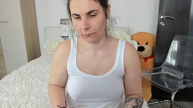 Pokazy przed kamerką – sweetemy4u