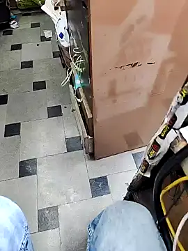 X-boy-11 Show in webcam