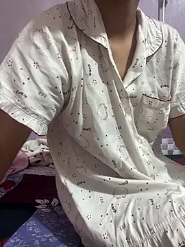 Sandhya_77 现场XXX聊天