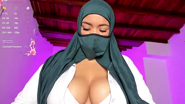 thaira_aly – webcam-show