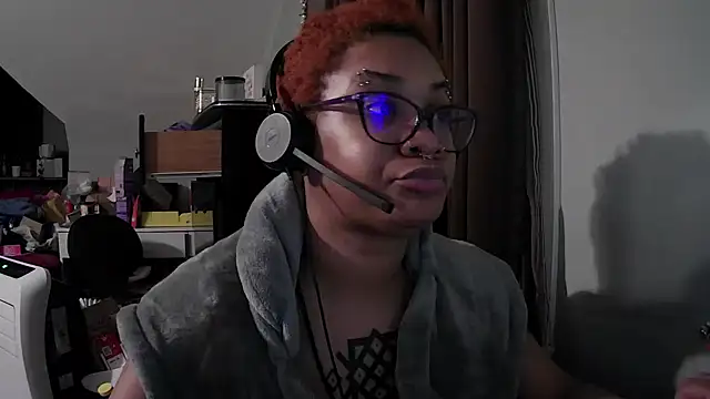 Chat XXX en directo de nickytheehawtie