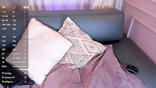 Chat +18 de alison_ferrera_ ao vivo