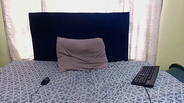 KinkyTrans23's Webcam Show