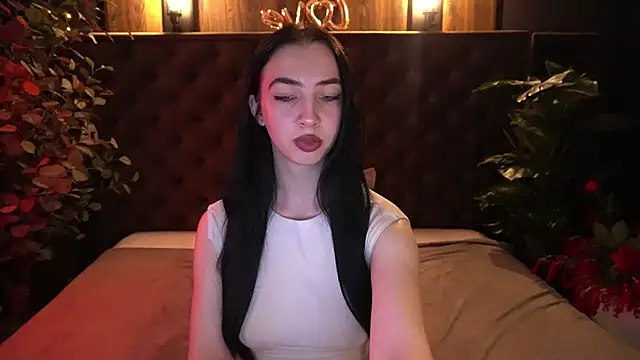 WildKittenX_ 라이브 XXX 채팅
