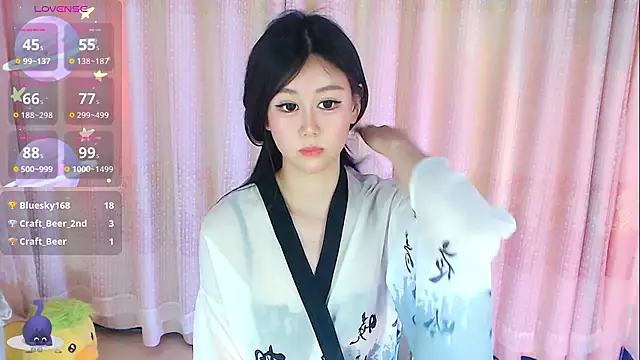 Chat +18 de Aimee-520 ao vivo