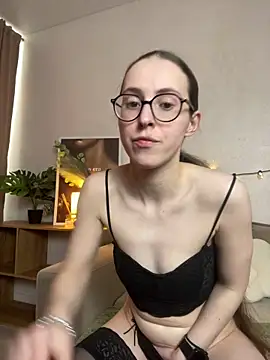 MartiniiSelenna – Naživo XXX chat