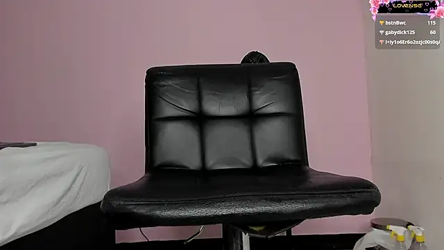 JustinePerry Chat XXX in diretta