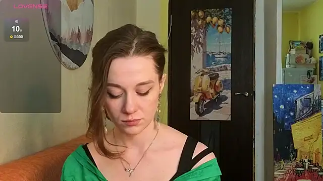 SkyHelen Adlı Modelin Canlı XXX Sohbeti