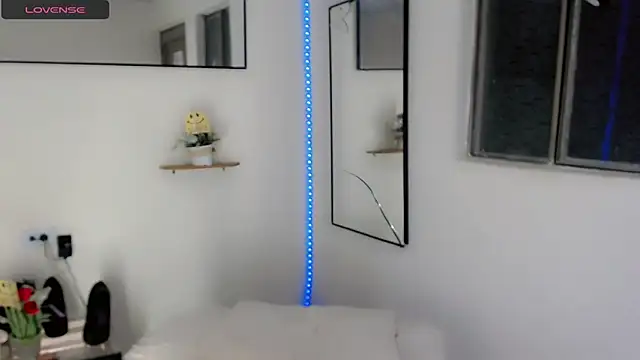 NathalialLooes' Webcam Show