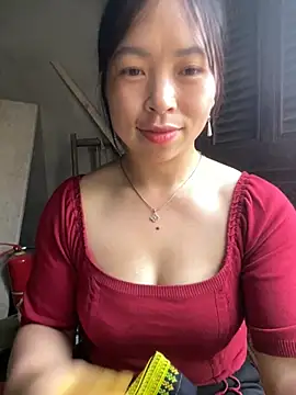 Onehittt Live XXX Chat