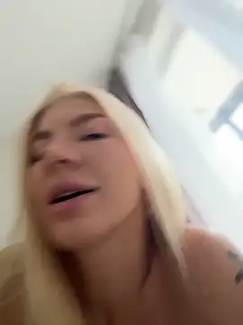 NewLale Adlı Modelin Canlı XXX Sohbeti