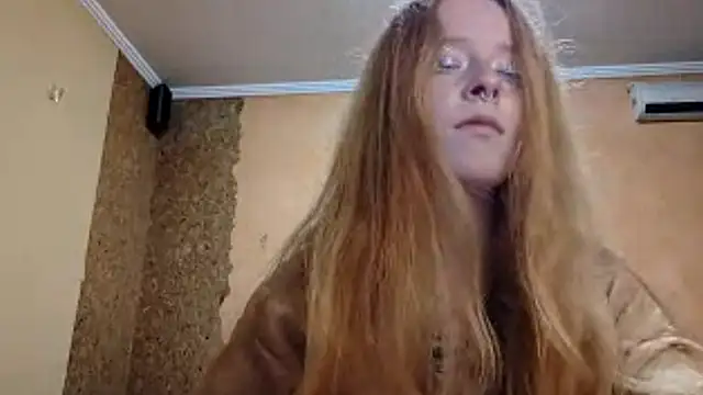 XXX chat uživo modela KateVibe_01