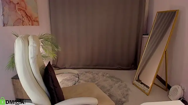 Chat +18 de LeticiaRomano ao vivo