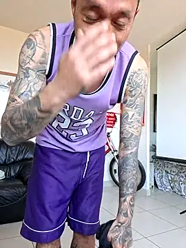 Mr_Graffitimile's Live XXX Chat