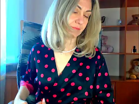 Chatroom XXX en direct de Tanya6547