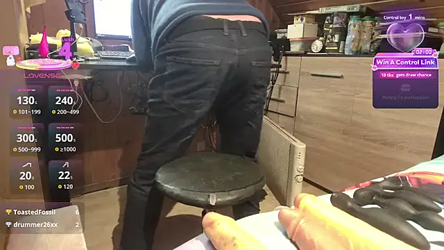 Pokazy przed kamerką – misteryman1956