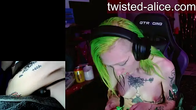 Czat XXX na żywo – Twisted_Alice