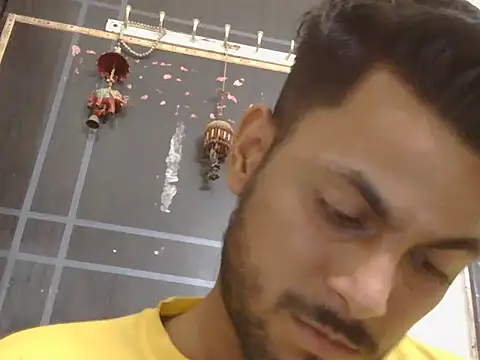 Stubborndesiboyのウェブカメラショー