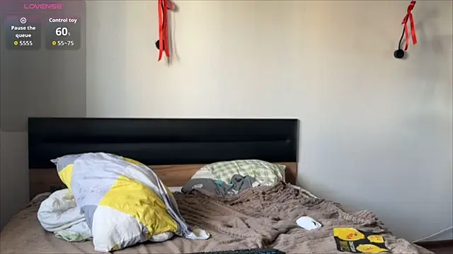 Pertunjukan Kamera Web saykicklife