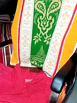 Lok_Sex élő XXX-chatje