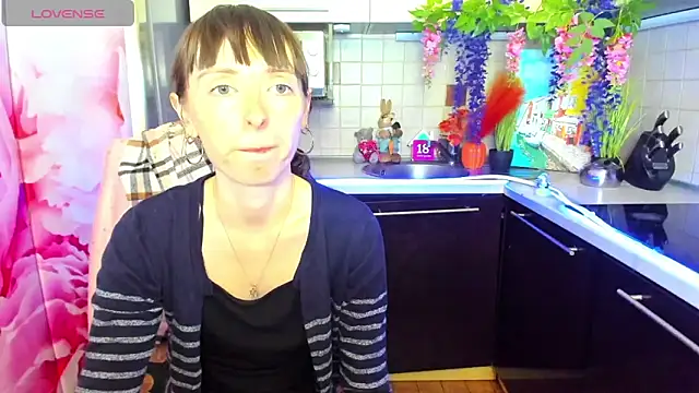 TayanaJons Chat XXX in diretta