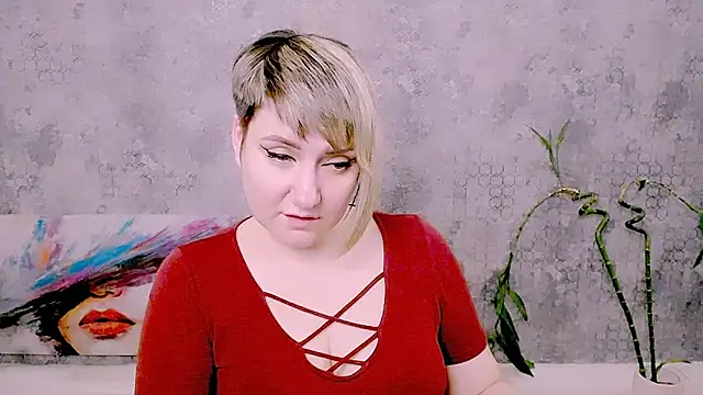 Djullia Chat XXX in diretta