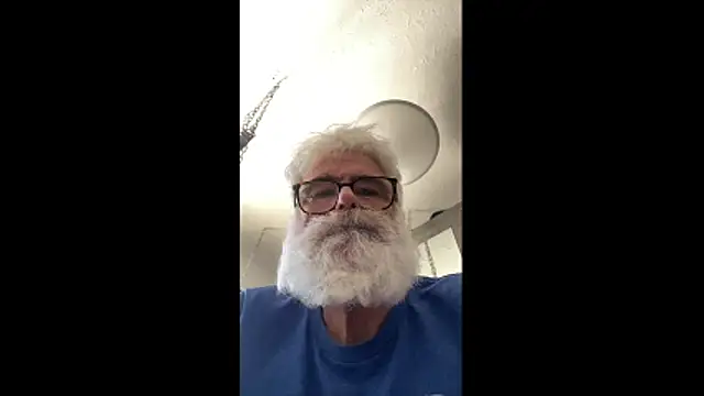 XXX chat uživo modela LeatherSdaddy