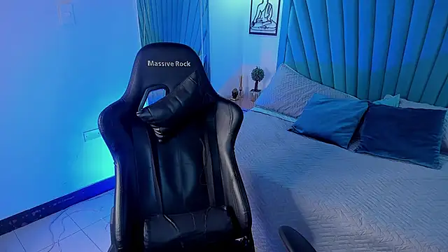 Emmet_CollinsJS' Live XXX Chat