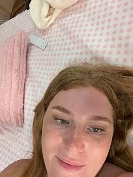 CarammelstormのライブXXXチャット