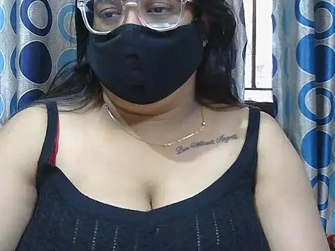 Fuckpussylickass' Live XXX Chat