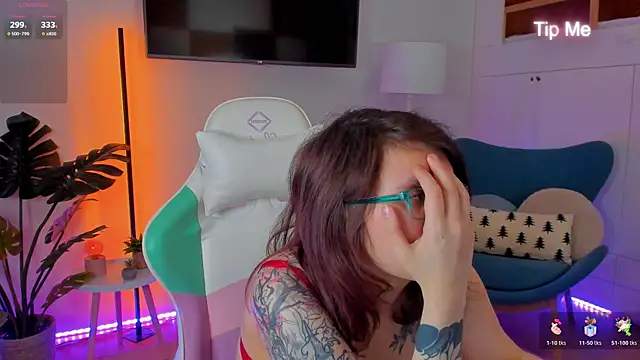 Chat XXX en directo de Ariell_Mini