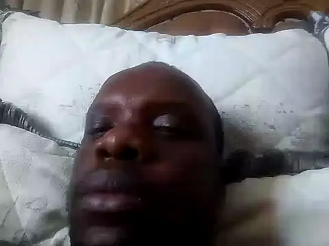 Show modela TSHEGOASSBABE na web-kameri