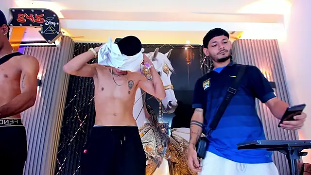 Вебкам-шоу the_knights_of_the_night_